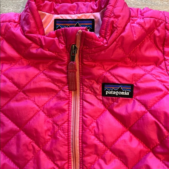 Patagonia baby 3/6 month puffer EUC - Picture 2 of 2
